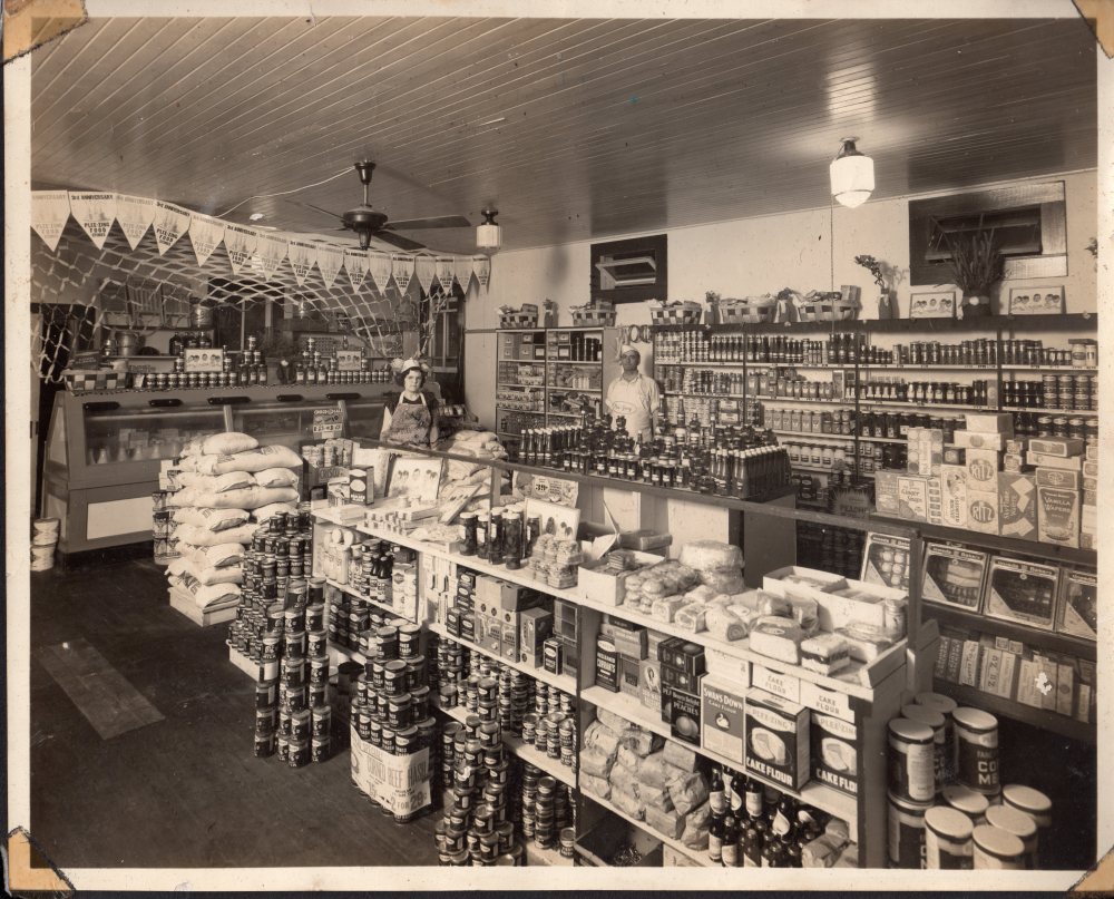 Byron Street Papas Grocery and later toy store301